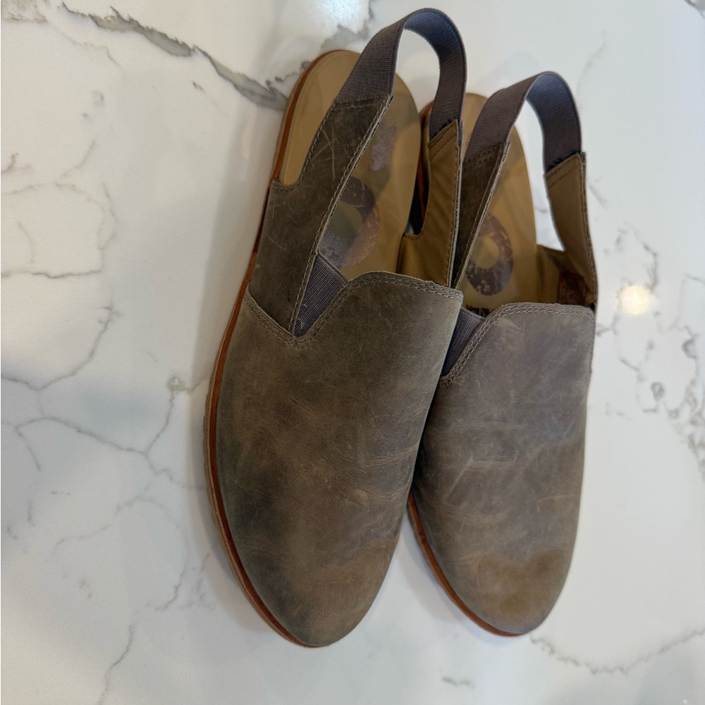 Sorel Ella Brown Leather Slingback Flats - Picture 1 of 6